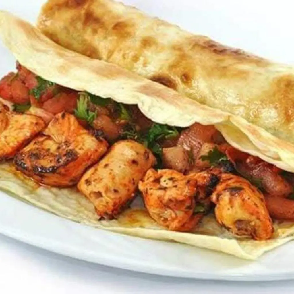 ساندويتش شيش طاووق